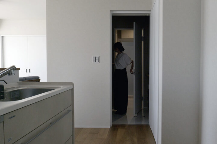 ウォッシュルームとランドリールームが分けられた間取り
