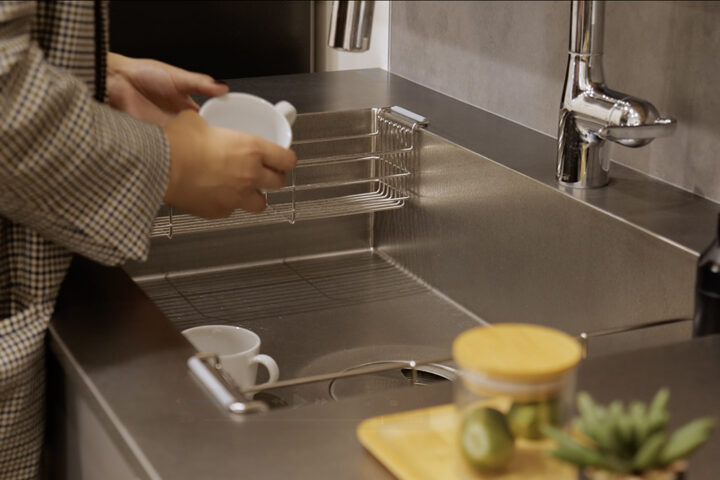 傷が目立ちにくい特殊加工のステンレス